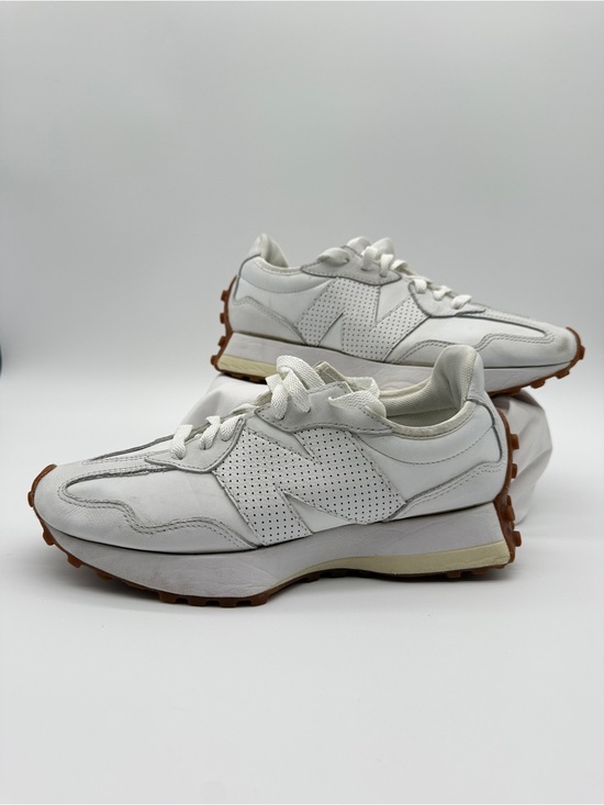 New Balance Shoes - New Balance 327 White Leather Sneakers WS327LS Women’s Size 8